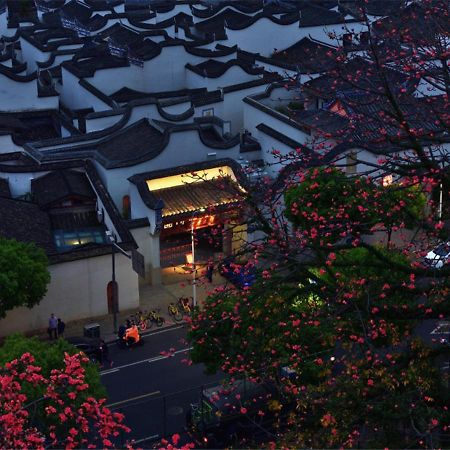 Fuzhou Lakeside Hotel Екстер'єр фото