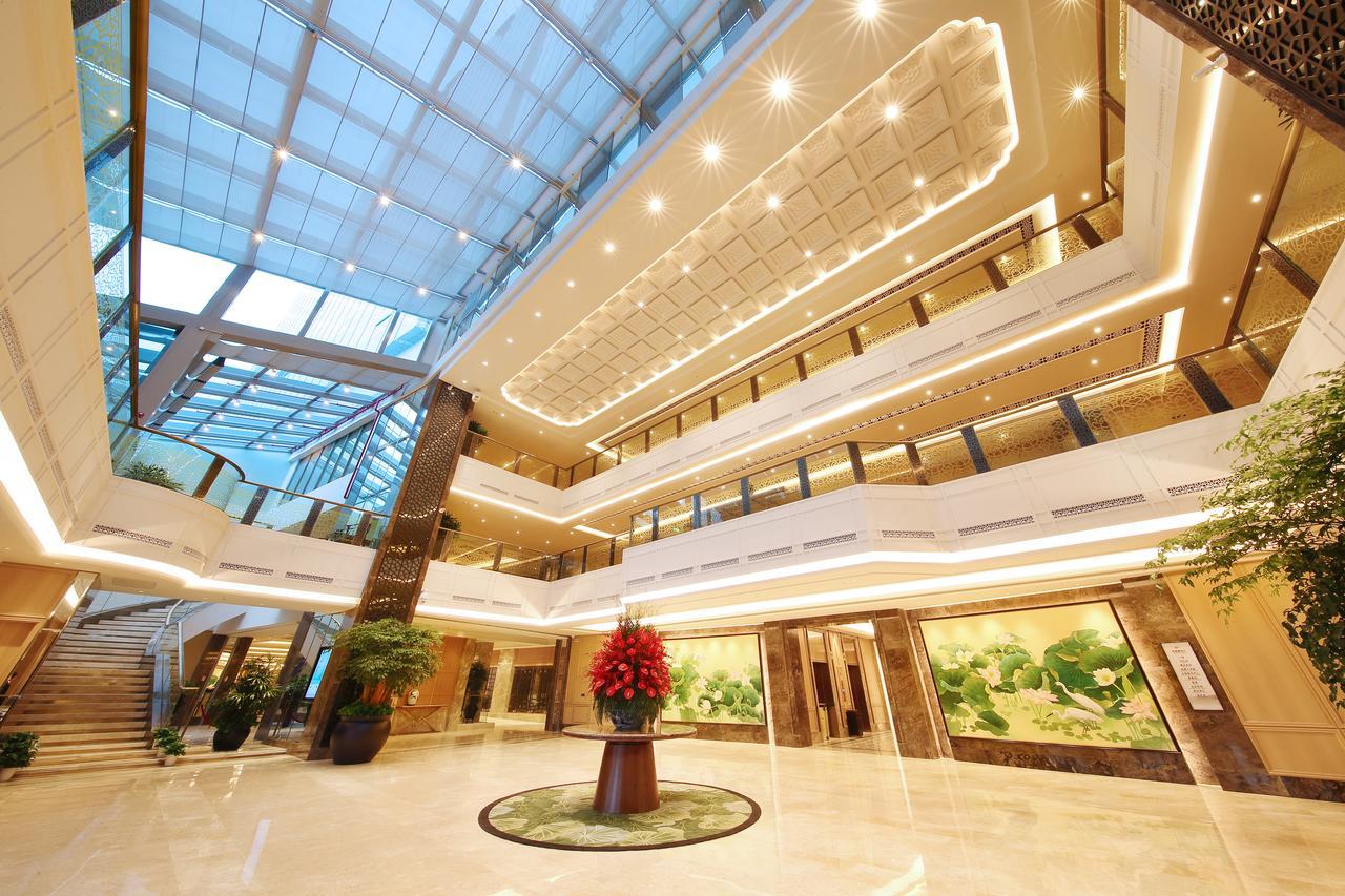 Fuzhou Lakeside Hotel Екстер'єр фото