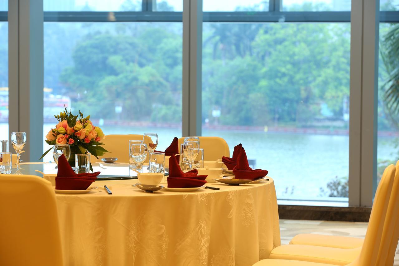Fuzhou Lakeside Hotel Екстер'єр фото