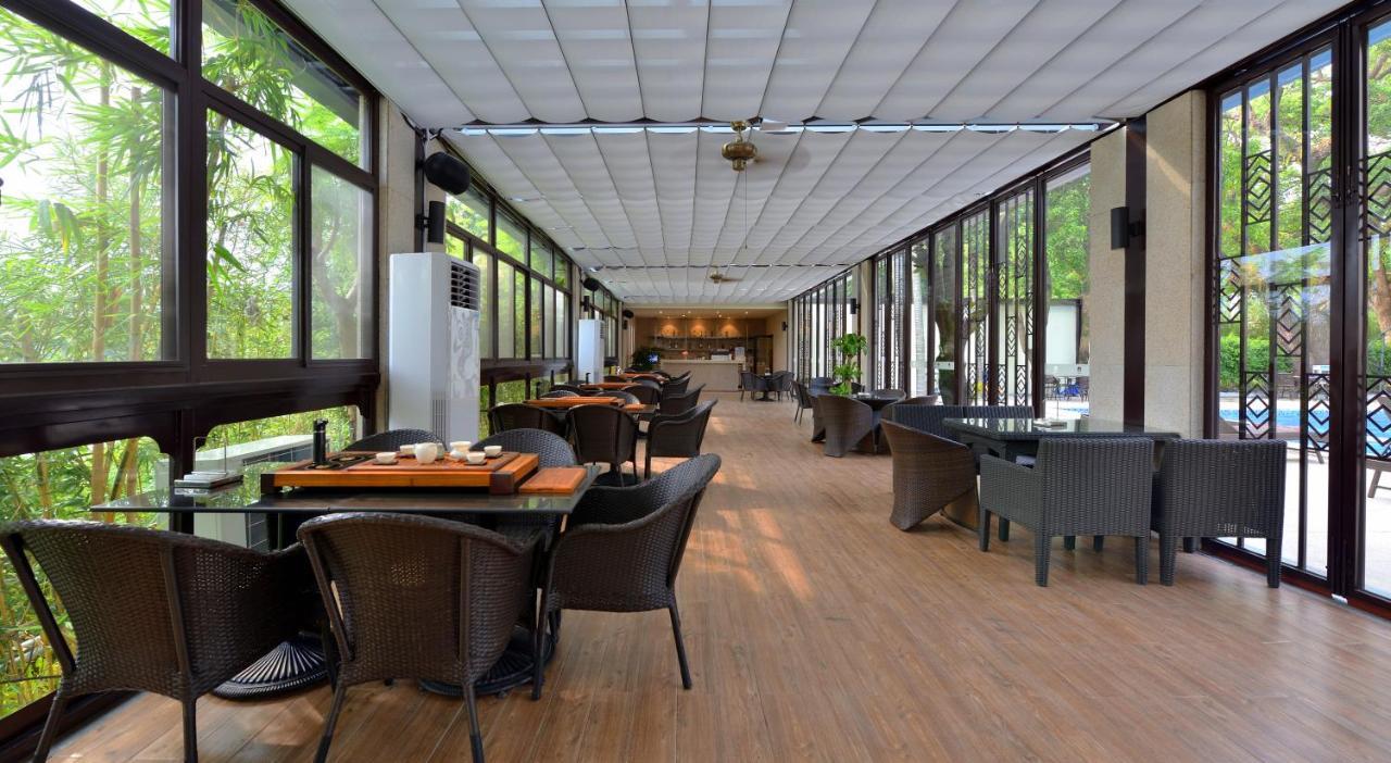 Fuzhou Lakeside Hotel Екстер'єр фото