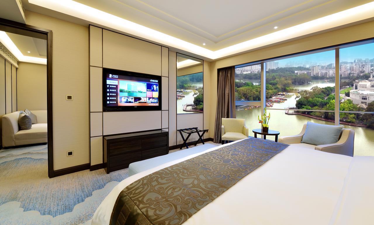 Fuzhou Lakeside Hotel Екстер'єр фото